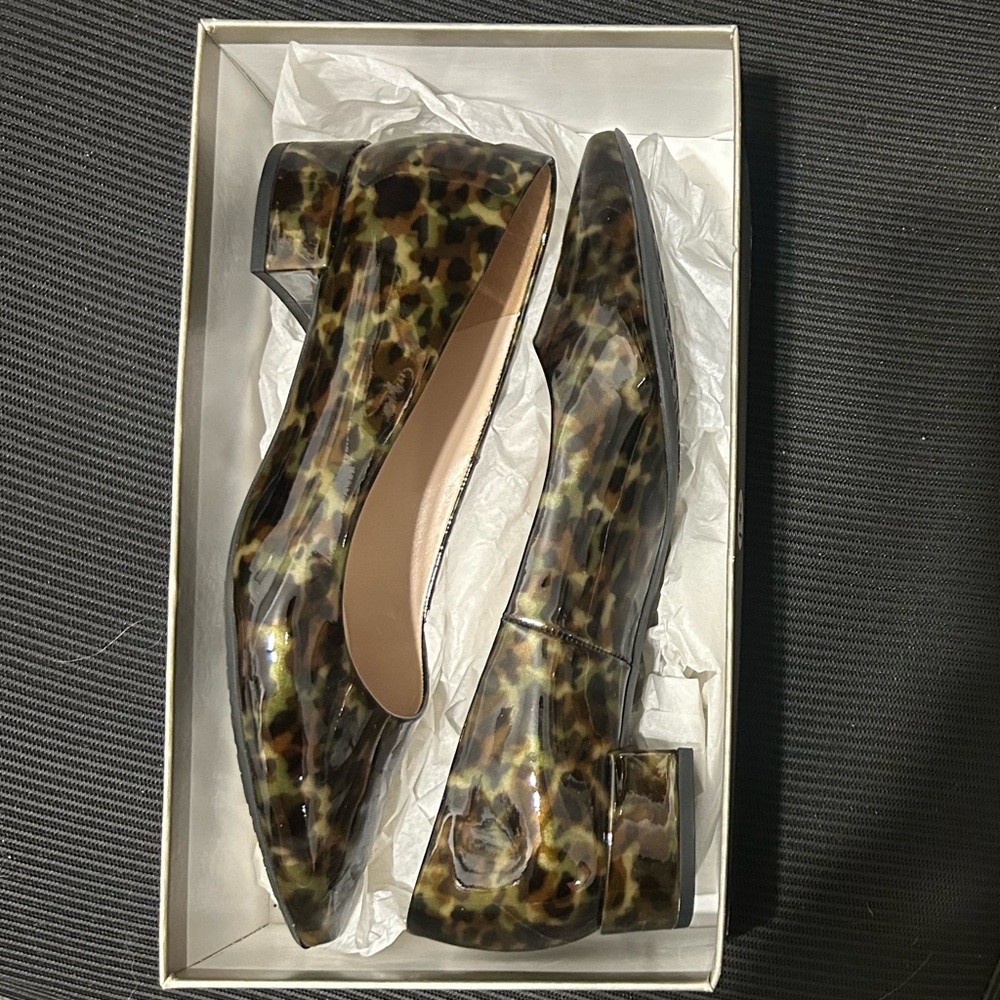 Peter Kaiser Leopard Print leather heeled flats